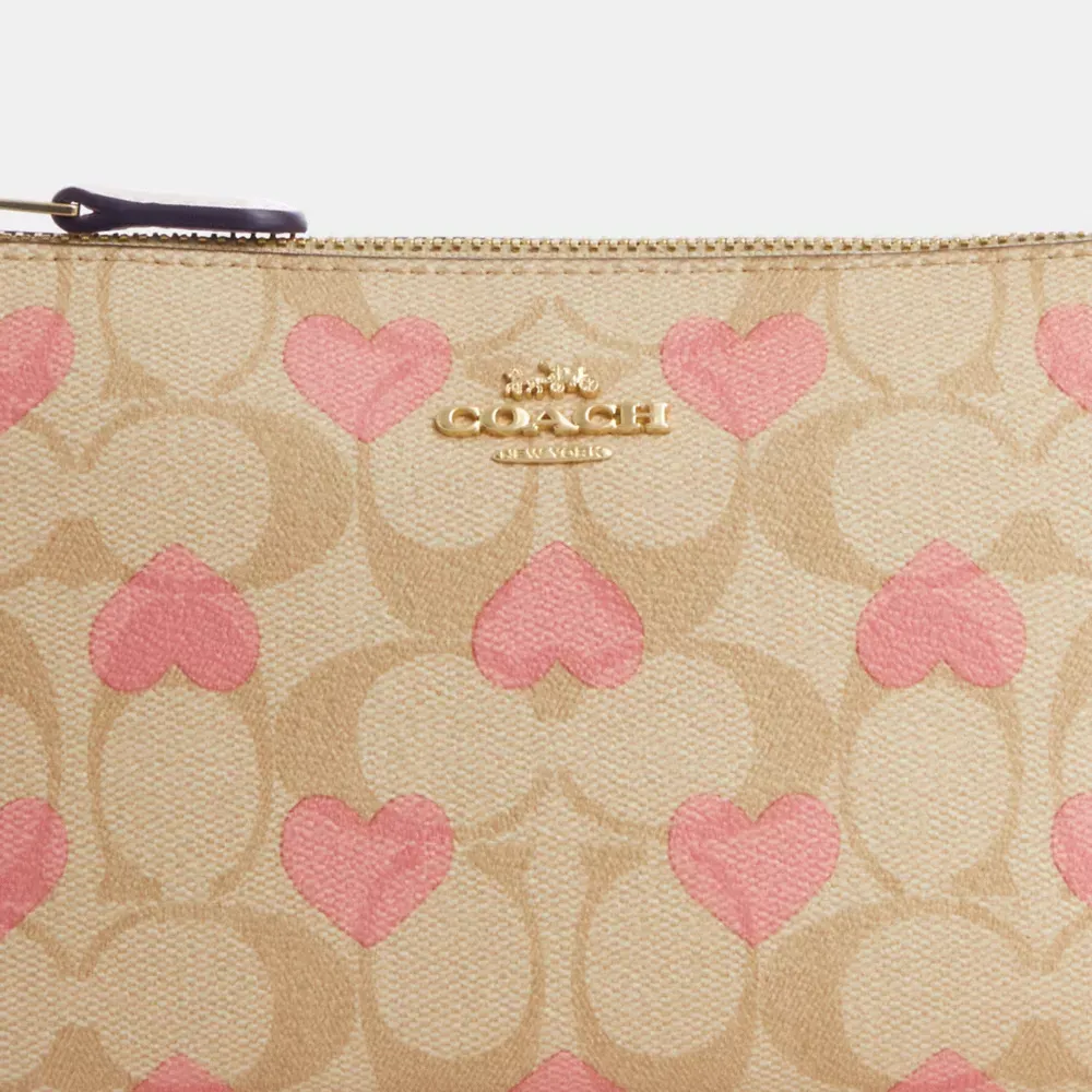 Nolita 19 In Signature Canvas With Heart Print