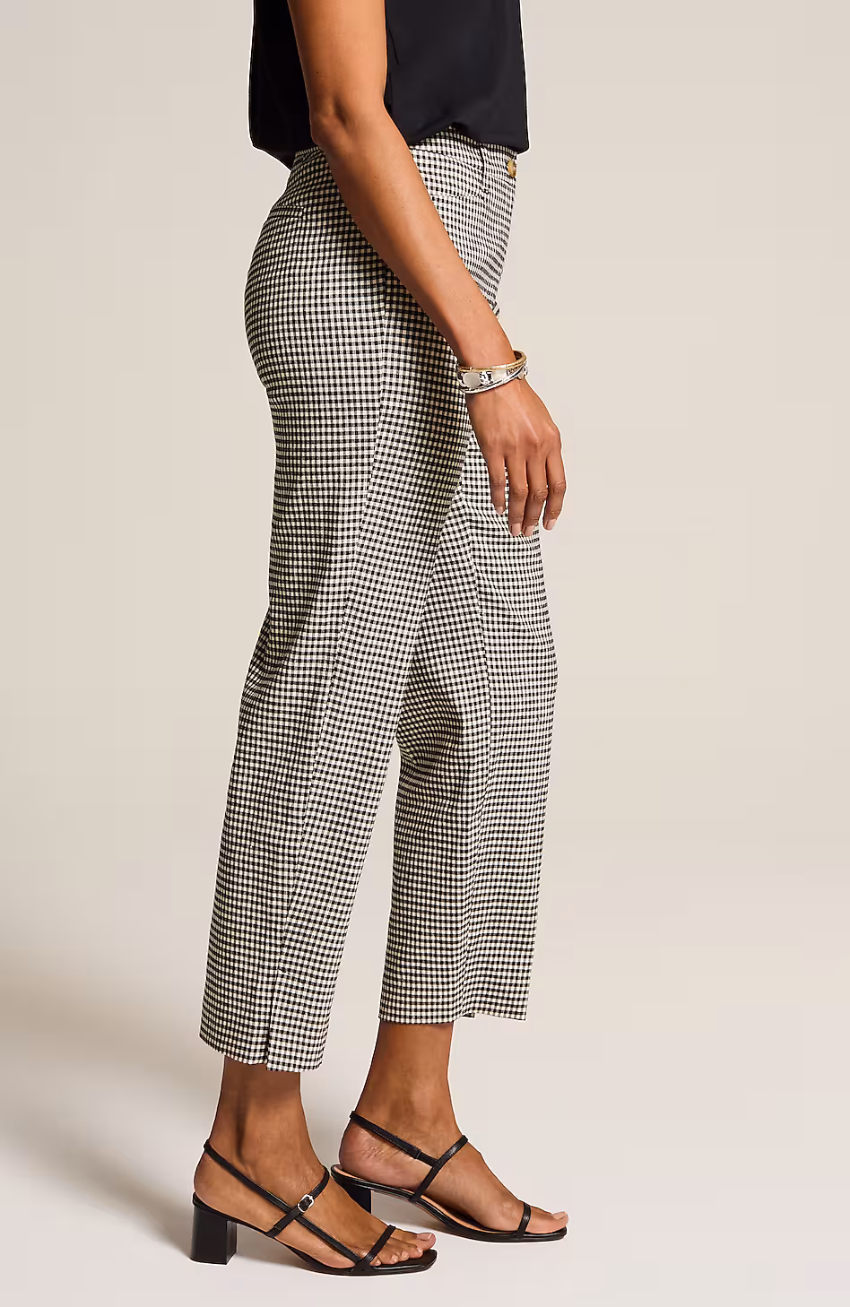 Linen-Stretch Straight-Leg Crops