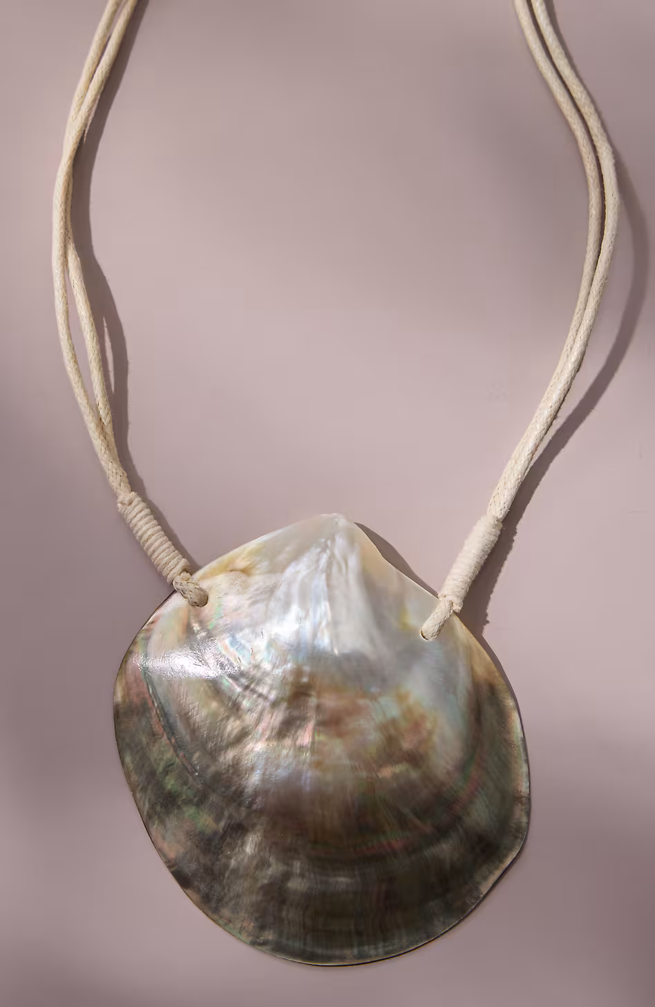 Seashell Pendant Necklace