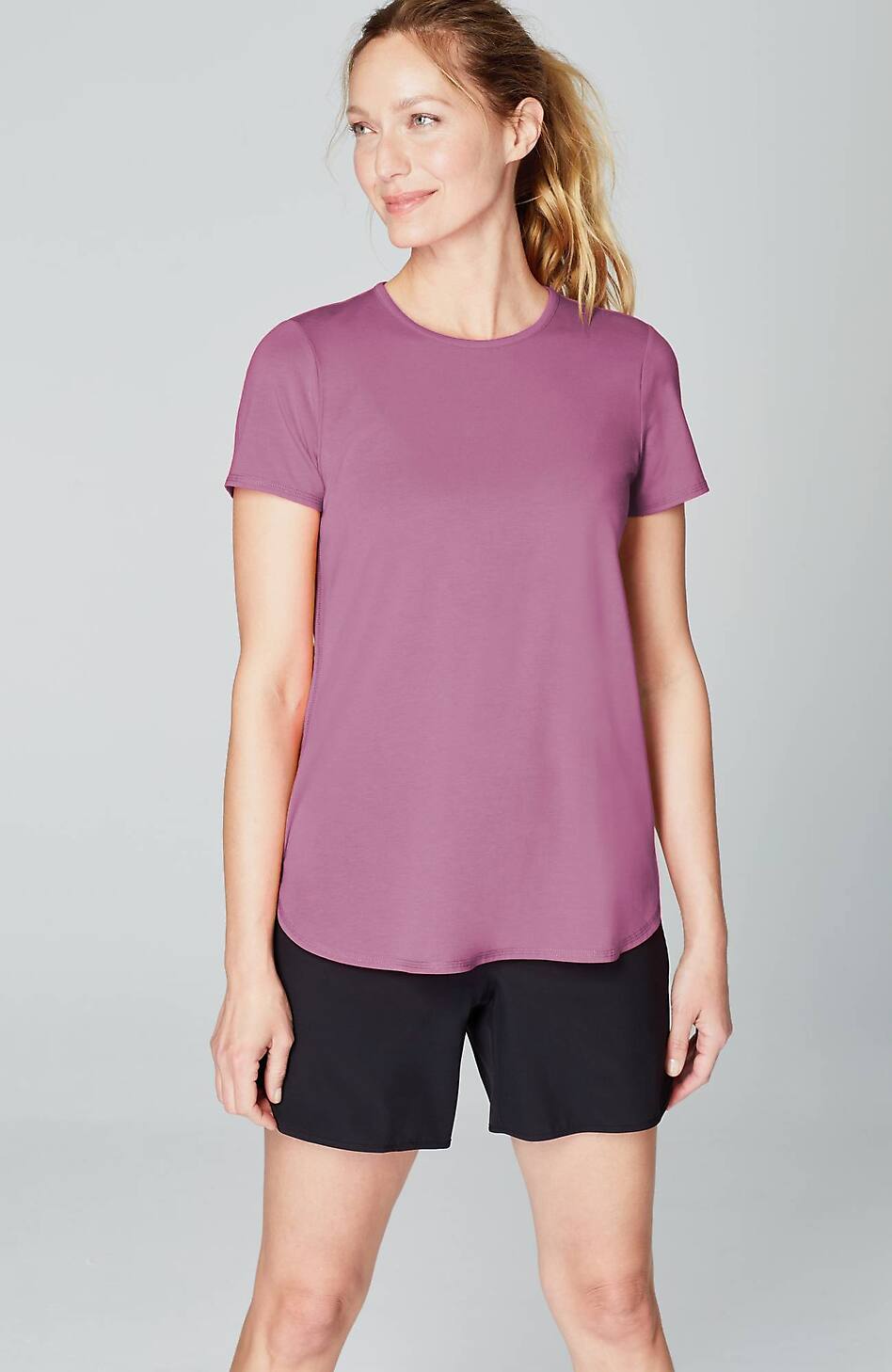 Fit Progress Shirttail Tee