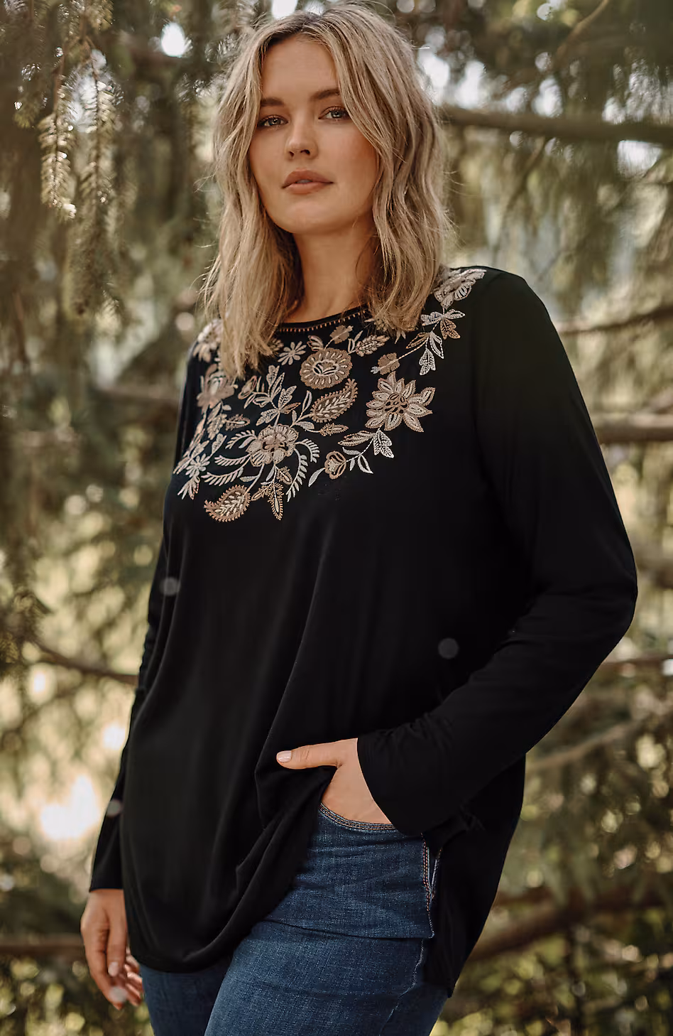 Embroidered Pleat-Back Tunic