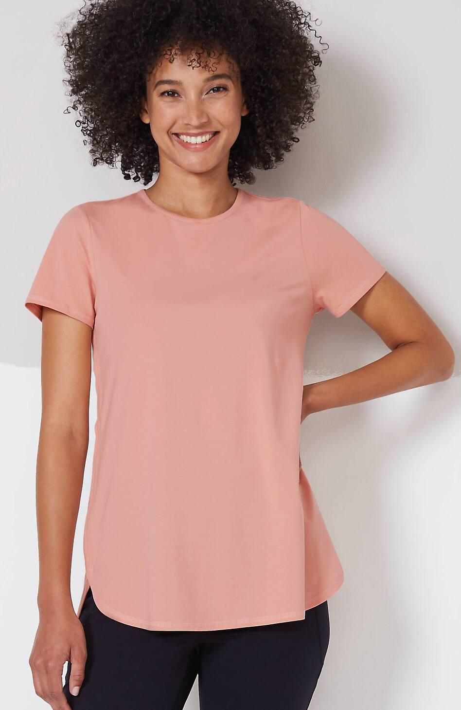 Fit Progress Shirttail Tee