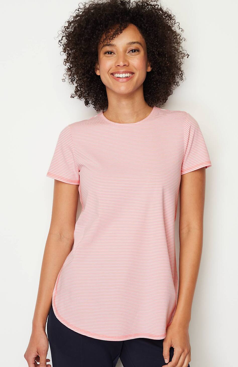 Fit Progress Shirttail Tee