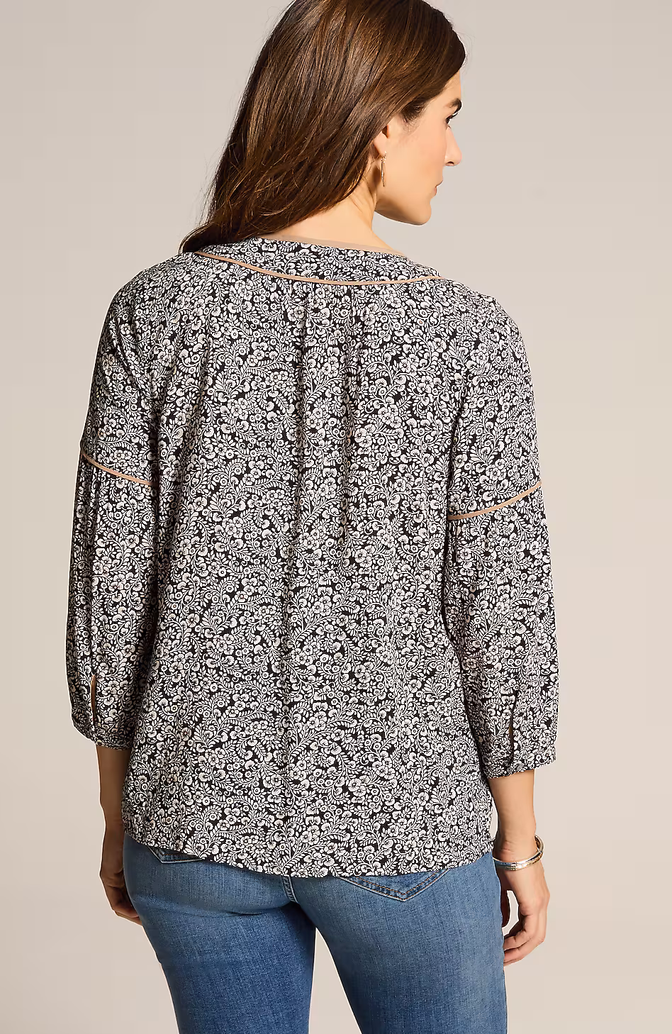 Pipe-Trimmed Printed Popover