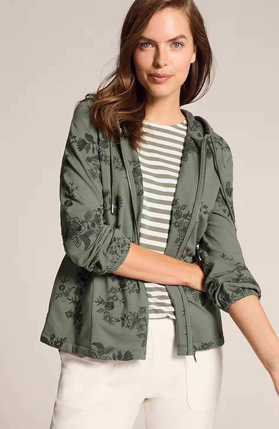 Fit Embroidered Zip-Up Jacket
