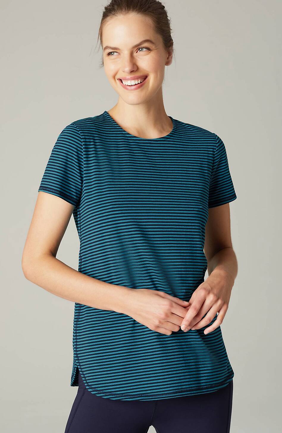 Fit Progress Shirttail Tee