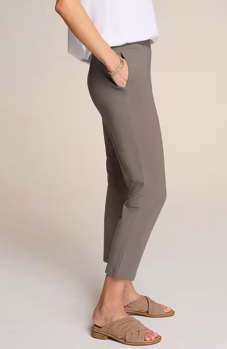 Pure Jill Affinity Slim-Leg Crops