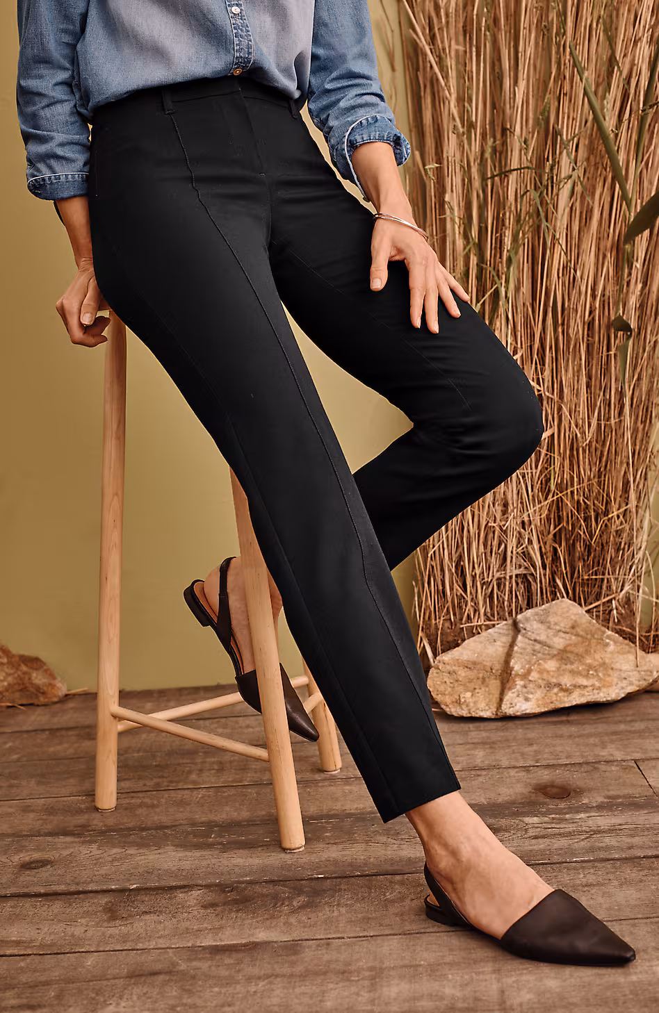 Essential Stretch-Twill Pants