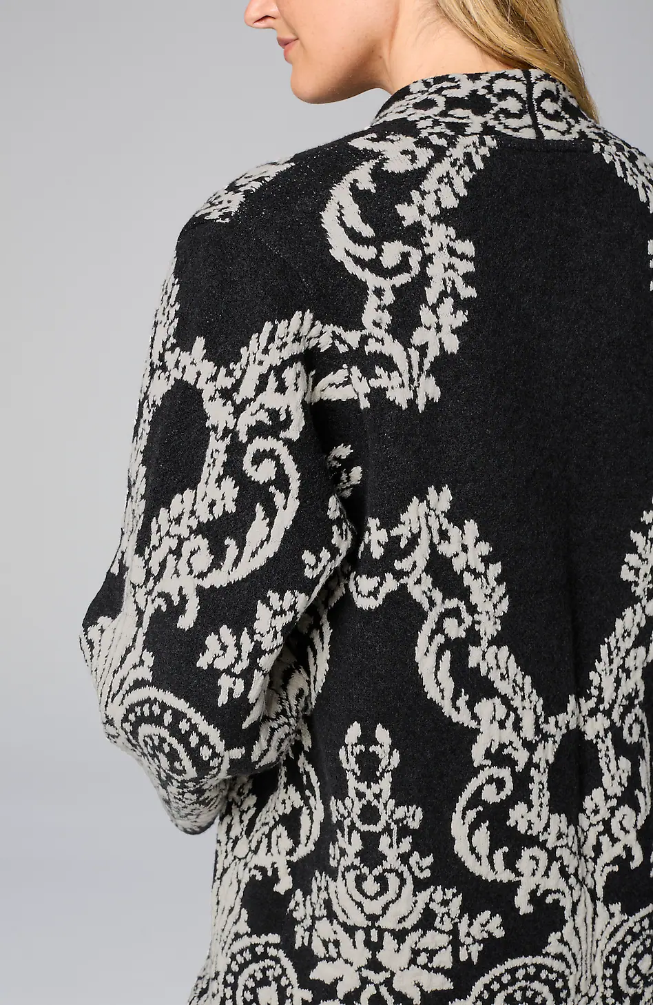 Placed-Jacquard Cardi