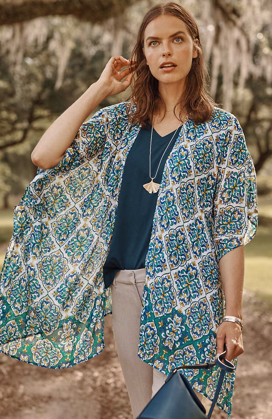 Tasseled-Border Geo Ruana