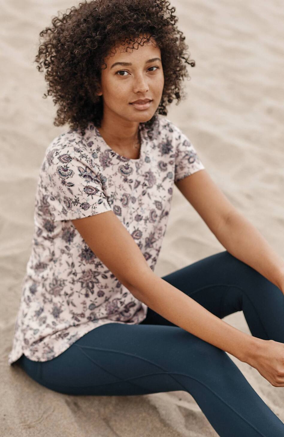 Fit Progress Shirttail Tee