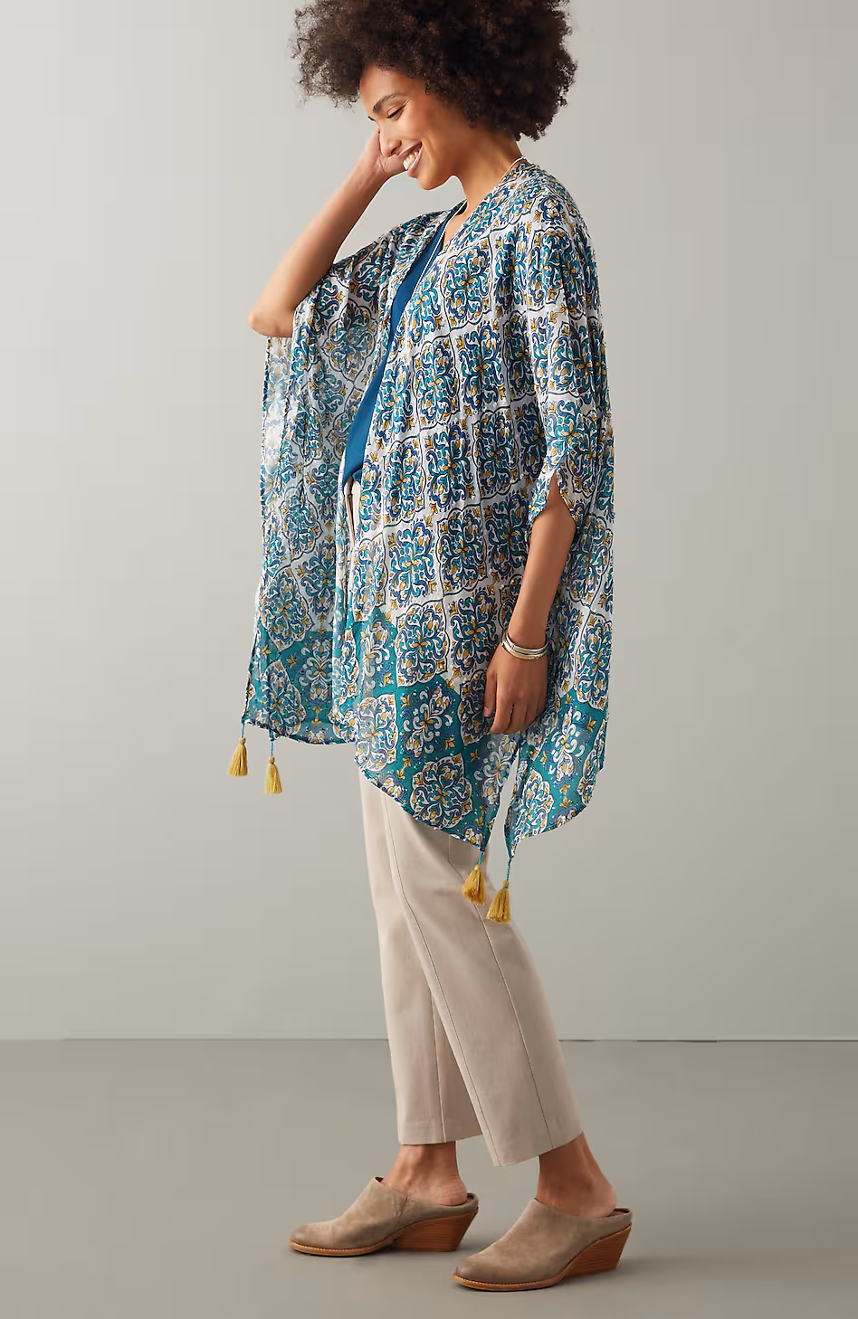 Tasseled-Border Geo Ruana