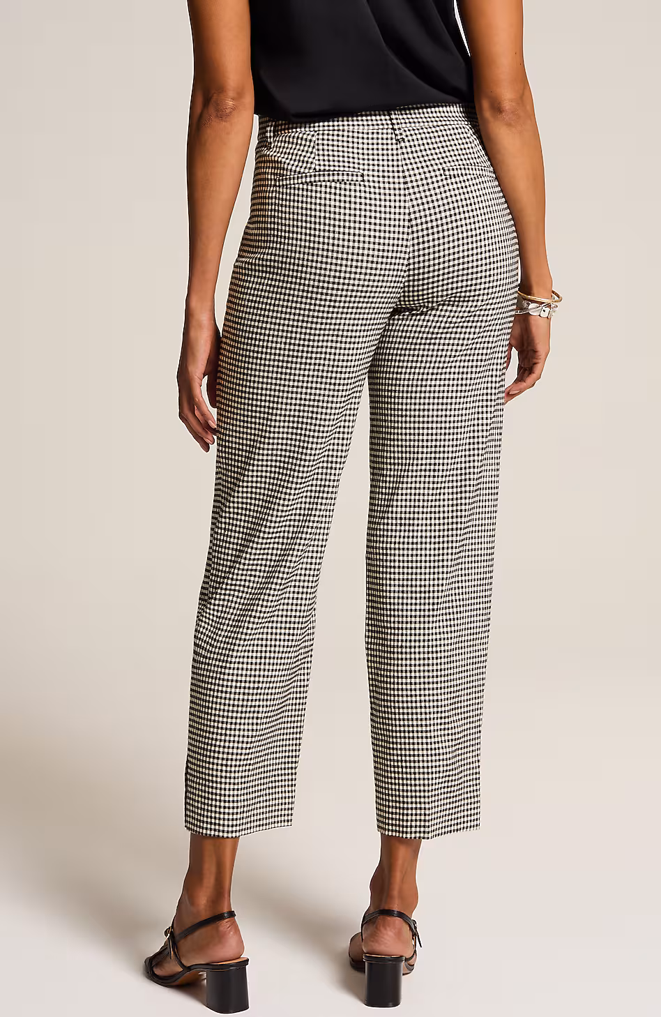 Linen-Stretch Straight-Leg Crops