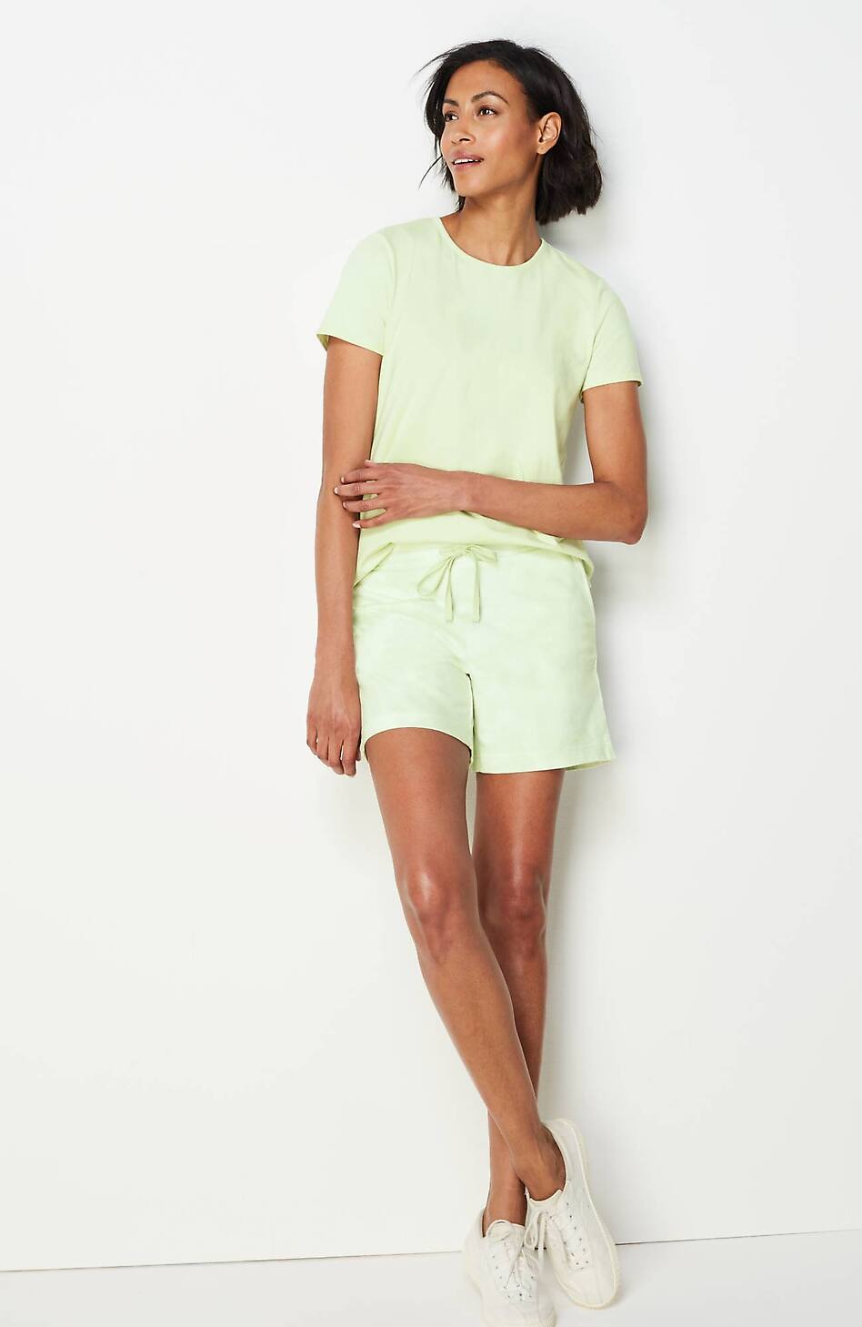 Fit Progress Shirttail Tee