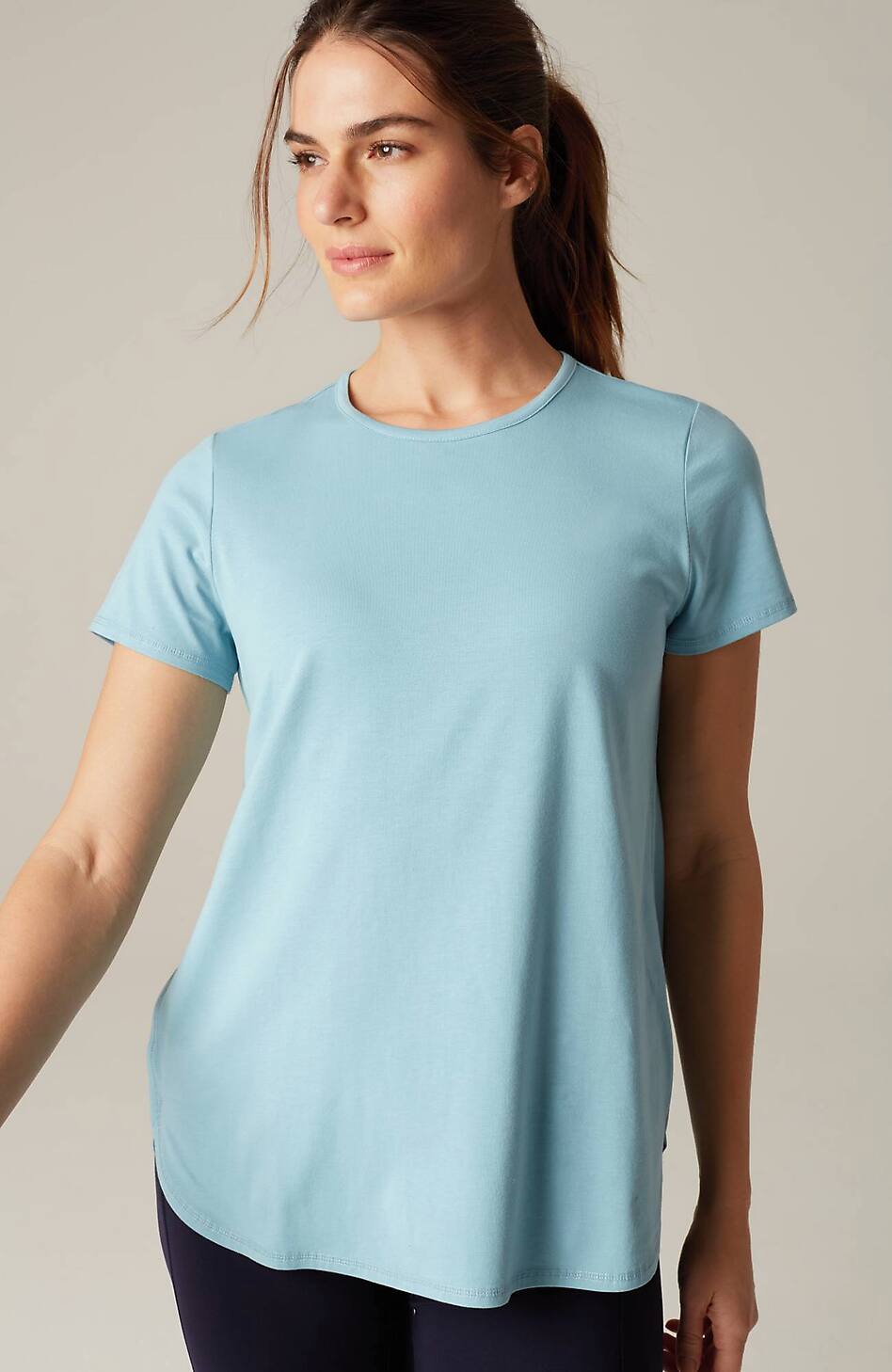 Fit Progress Shirttail Tee