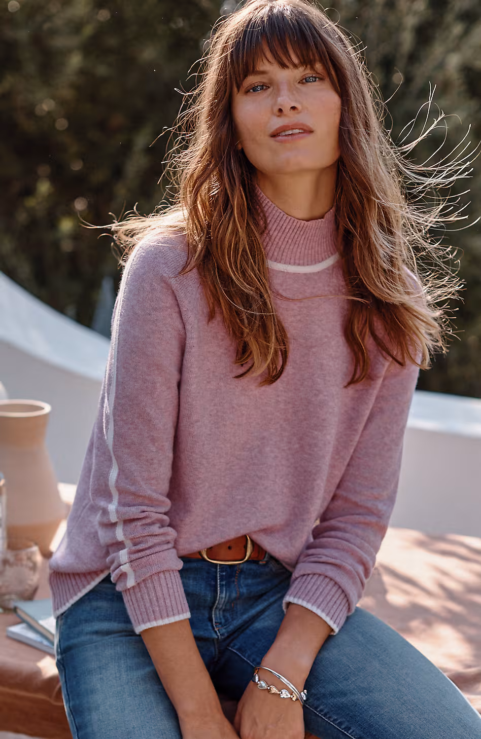 Contrasting-Details Sweater