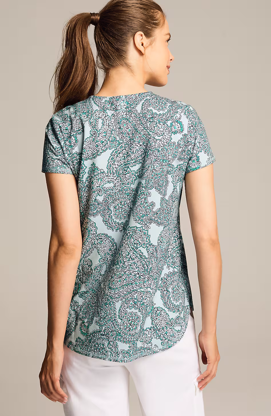 Fit Progress Shirttail Tee