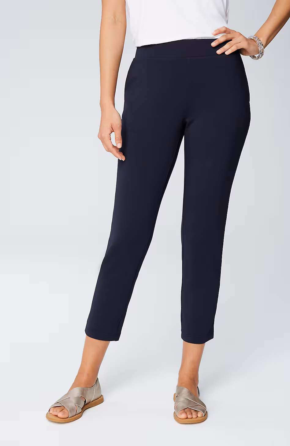 Pure Jill Affinity Slim-Leg Crops