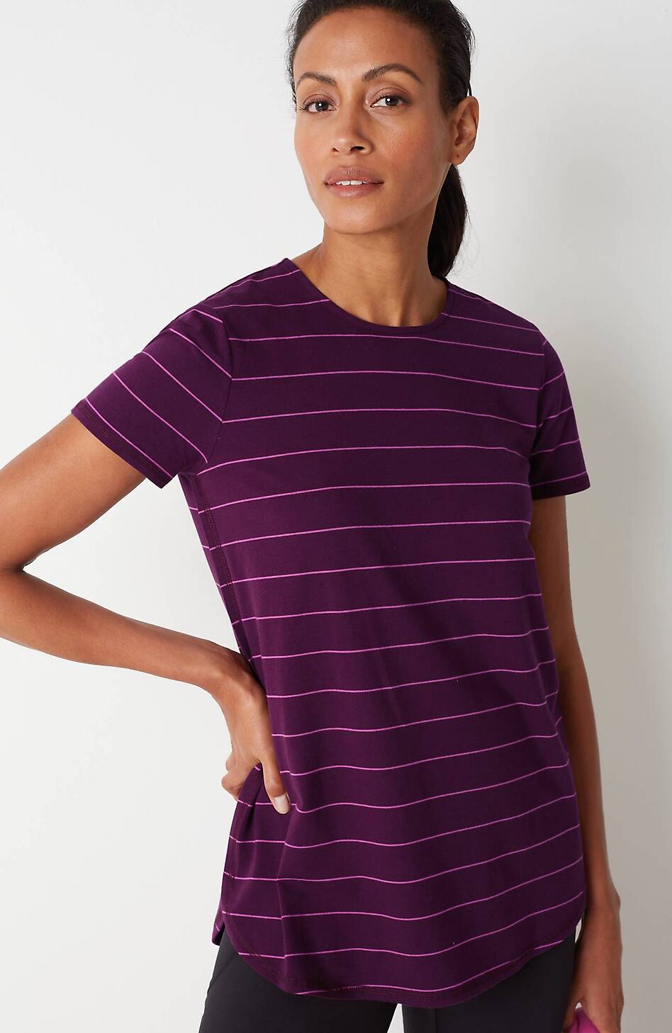 Fit Progress Shirttail Tee