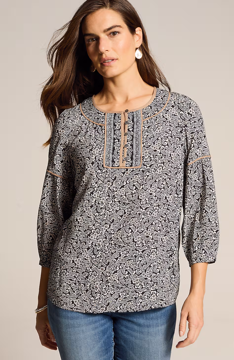 Pipe-Trimmed Printed Popover