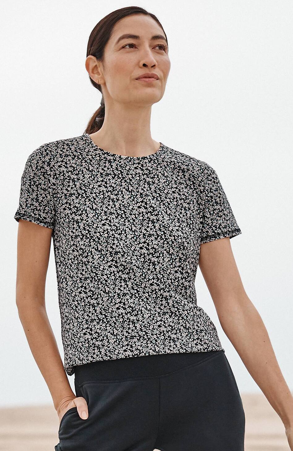 Fit Progress Shirttail Tee