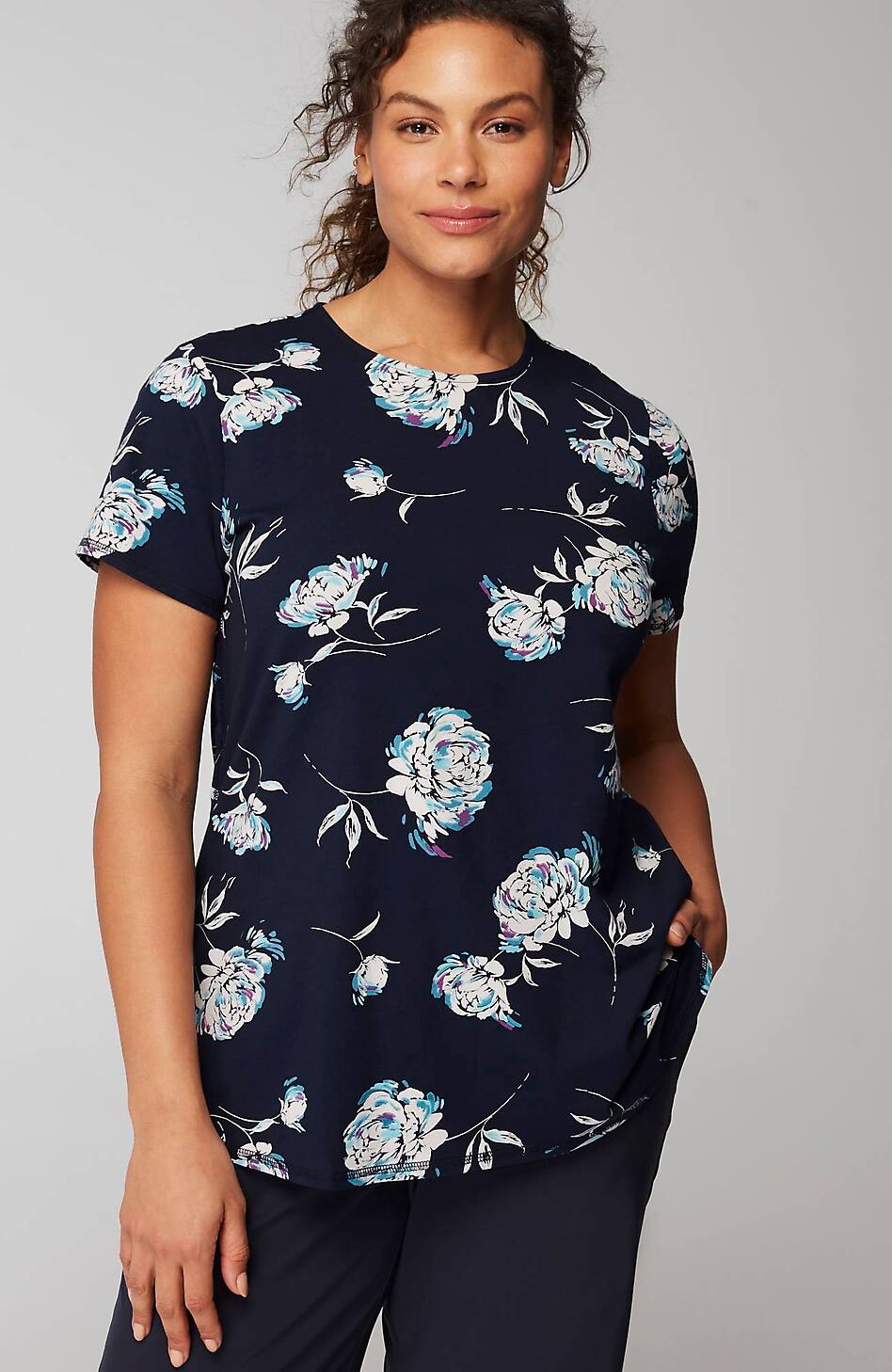 Fit Progress Shirttail Tee