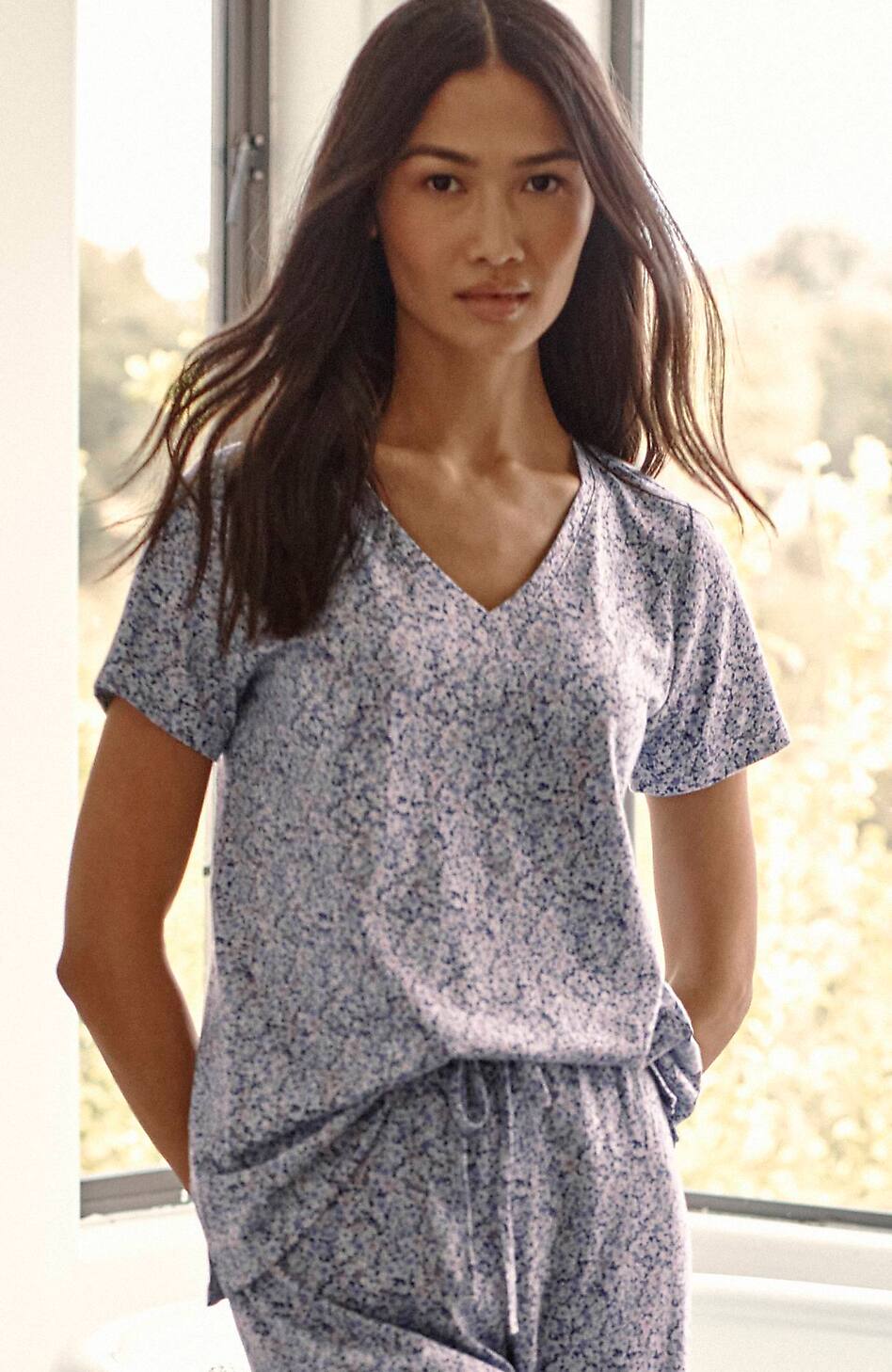 Sleep Ultrasoft V-Neck Tee